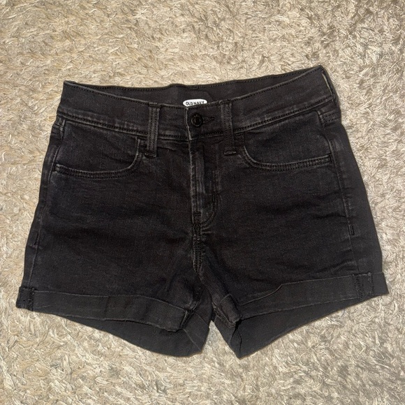 Old Navy Black Denim Shorts! - Picture 2 of 3